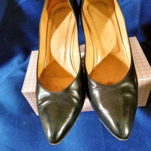 Navy blue classic pumps